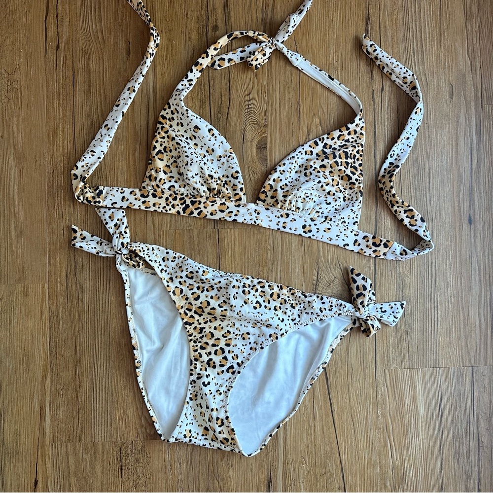 Victoria’s Secret Cheetah Print Bikini Set  M/L